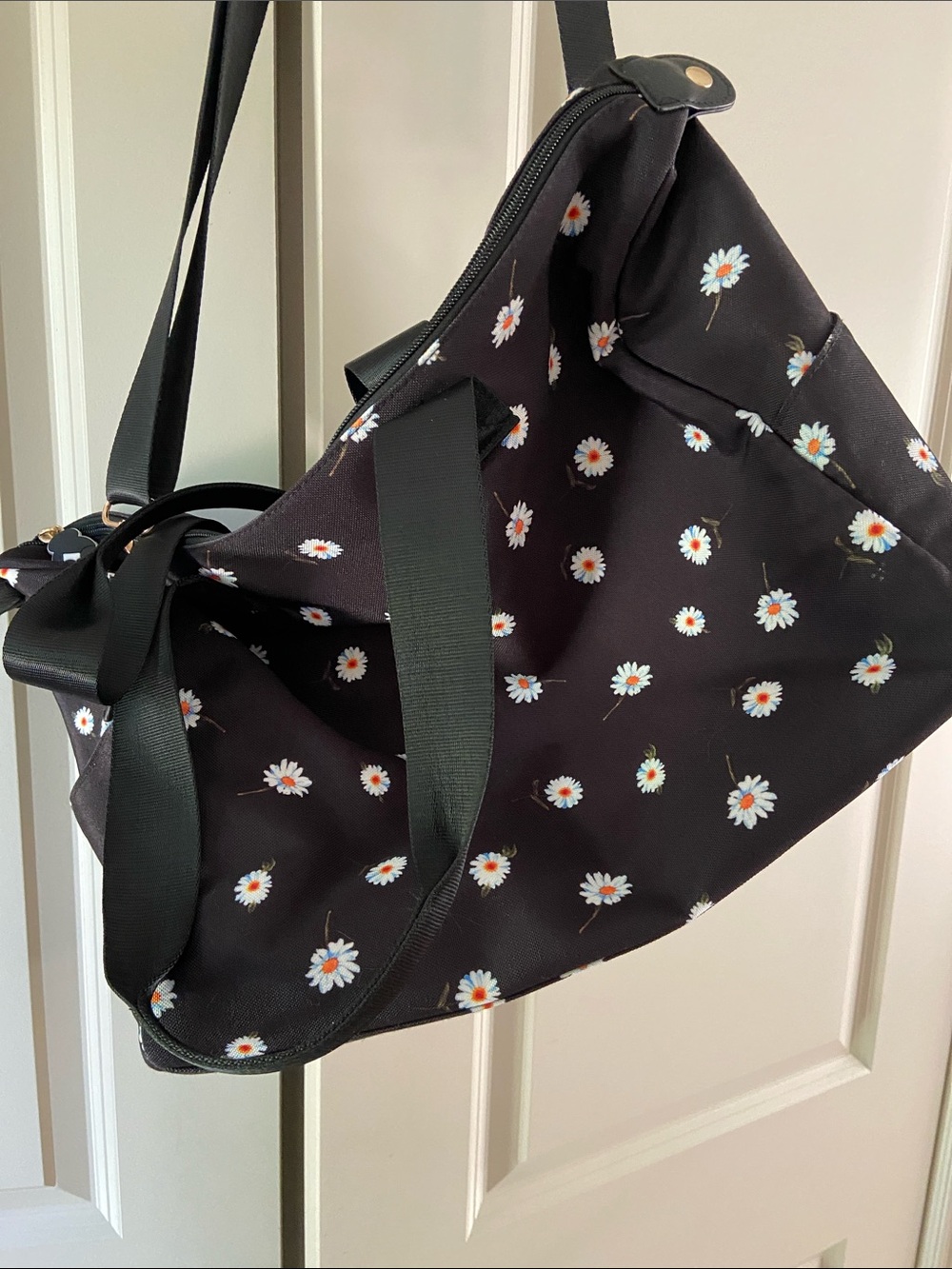 Alice + Olivia Black Daisy Print Travel Tote